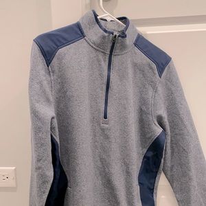 Men’s Medium Under Armour Pull over Sweater Navy